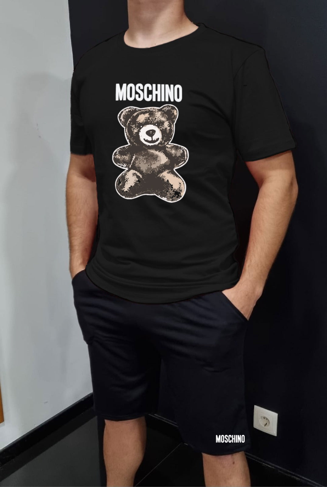 Conjunto Moschino